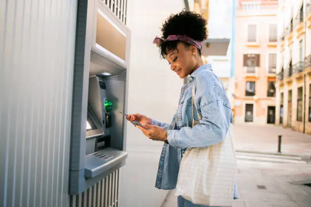 How does a ATM Machine work?